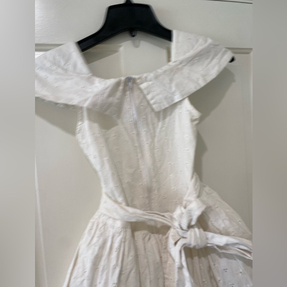 Amy Too! Girls eyelet off the shoulder puffer flower girl wedding dress - Picture 7 of 11